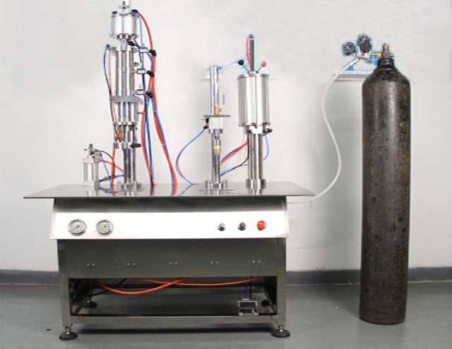Oxygen gas liquid canning filling machine semi automatic aerosol cans filling machine filler vacuum