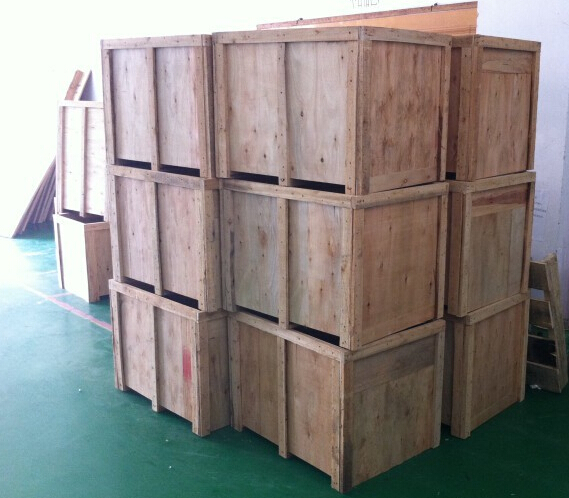 wooden case packing for labeling machines.jpg