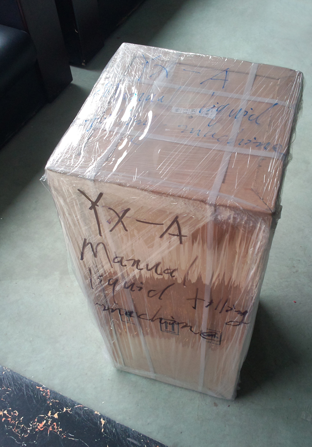 packing of liquid filler before Courier shipping.jpg