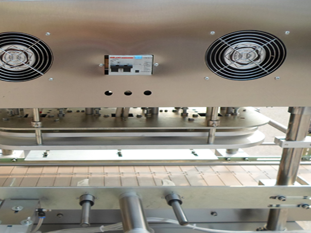 sealing machine for aluminum foil.jpg