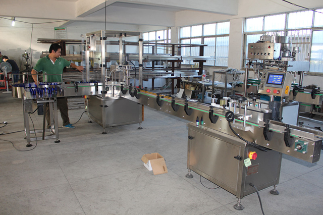 round bottles filling line.jpg