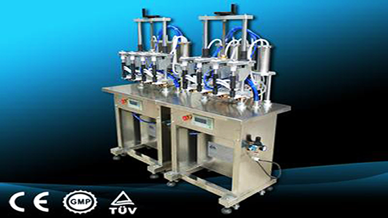 vacuum filler equipment for perfume.jpg