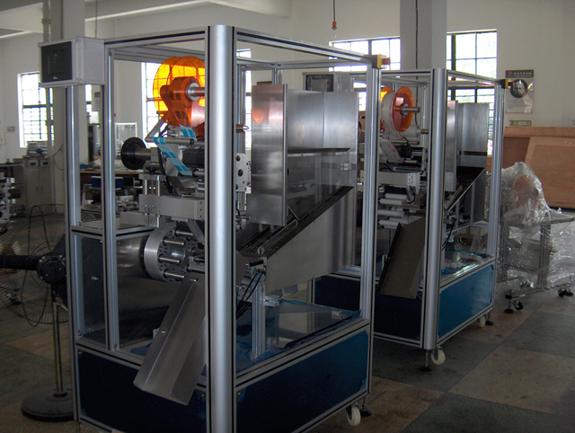 machinery for tubes labeling.jpg