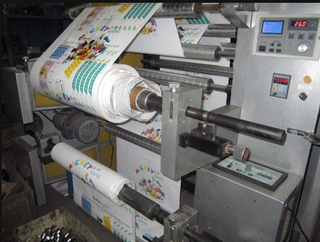 labels printer close pictures.jpg