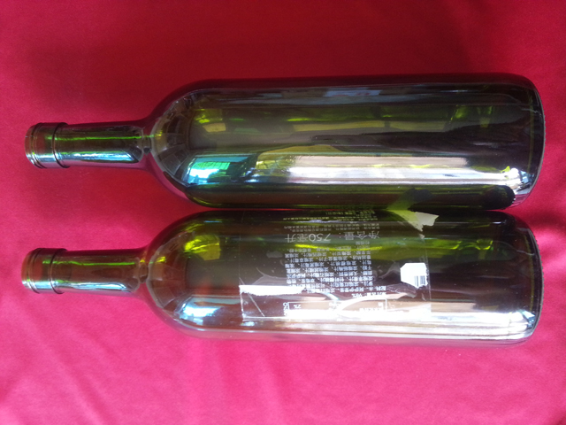 transparent bottles labeling machines.jpg