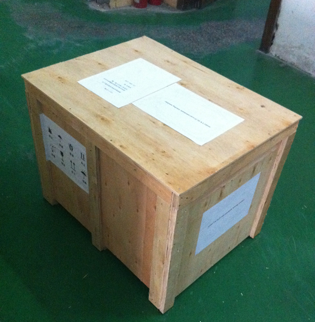 wooden case packing for labeling machines.jpg