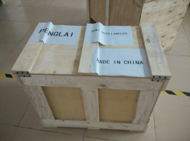 wooden case packing for tubes labeling machine (3).jpg