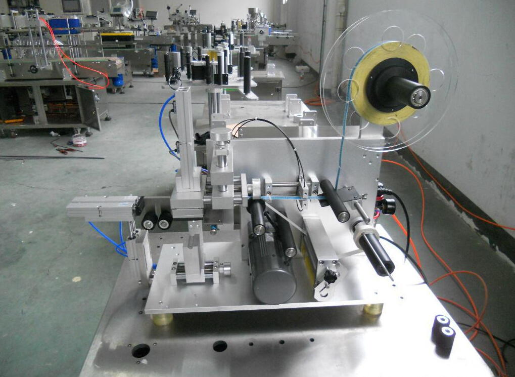 Electric wire cable labeling wrapping labeler equipment semi automatic pneumatic labeling machinery for electronic part 