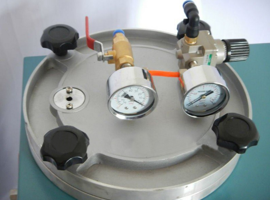 vacuum part for wax injector.jpg