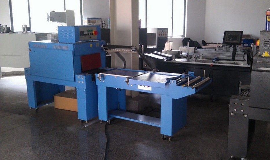 sealing cutting machines.jpg