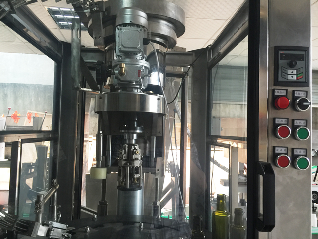 automatic inline metal caps aluminum ropp capping machinery glass bottles capper equipment screw chu