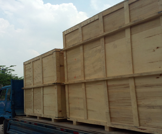wooden crate for salt packing machines.jpg