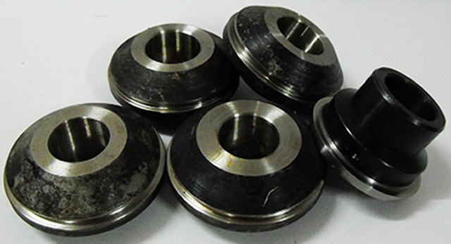 rollers of round cans seamer.png